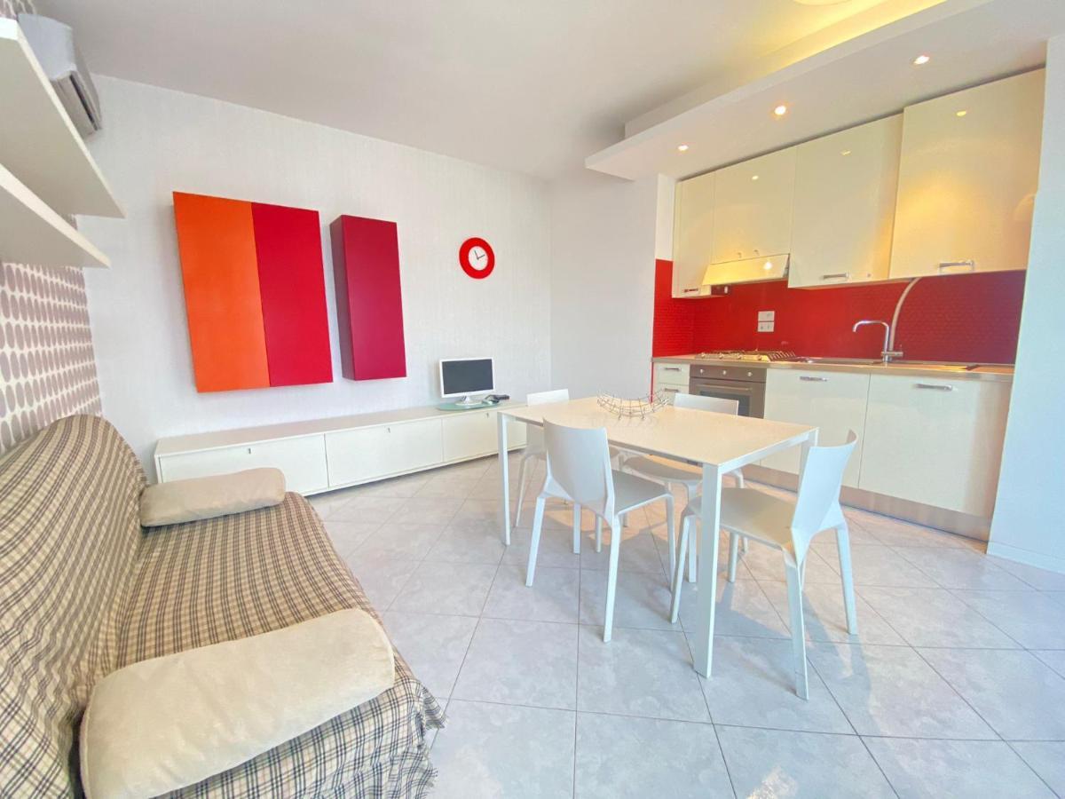Venere Apartament Tirrenia Extérieur photo