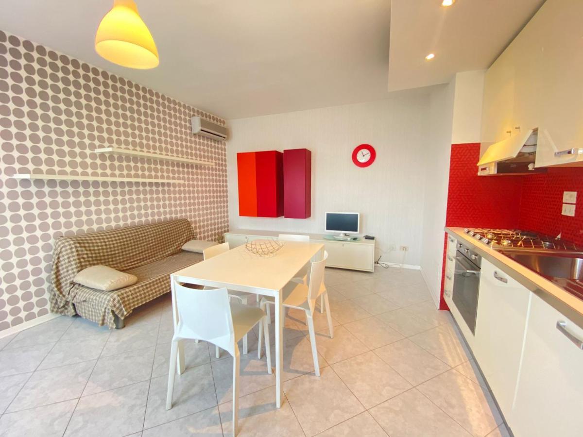 Venere Apartament Tirrenia Extérieur photo